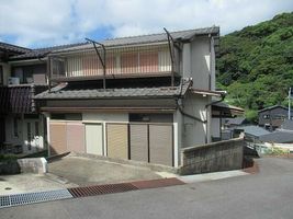 Property photo — ---