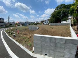 Property photo — Ayase