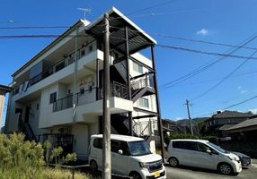 Property photo — Omuta