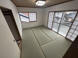 Property photo — 津市